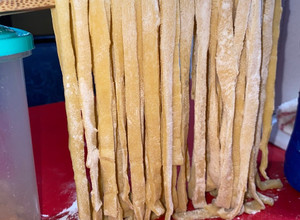 Una foto de Fideos caseros!