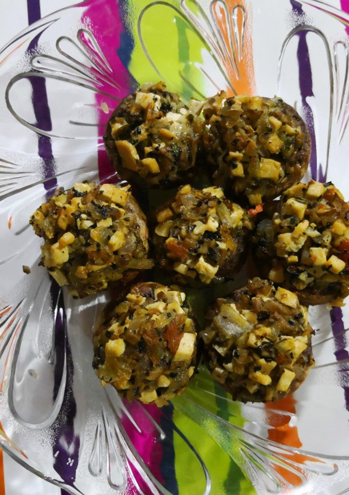 Una foto de Champiñones rellenos de tofu
