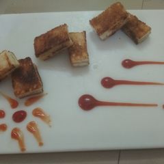 A picture of Garliky Bites.
