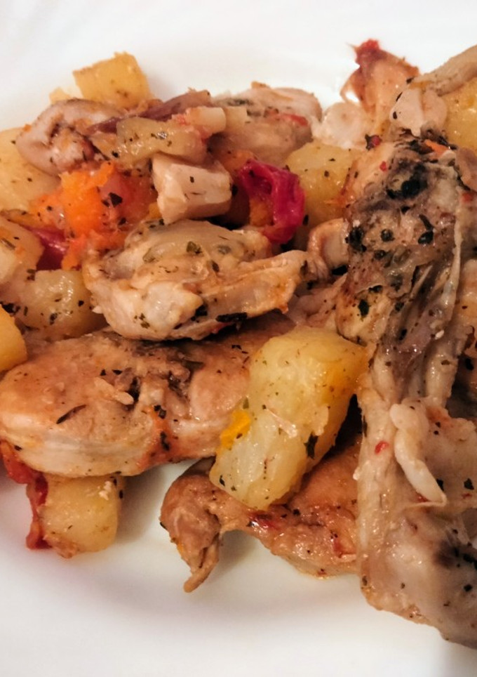 Una foto de Guiso de lomos de conejo con patatas
