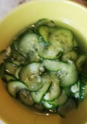 Uborkasaláta recept fotója