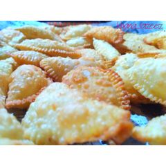 A picture of Gujiya.