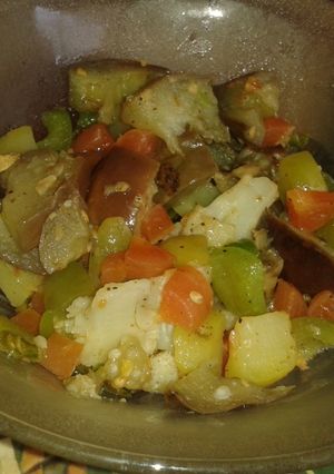 A picture of Mixed veggie salad.