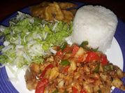 Una foto de condimentos pescado