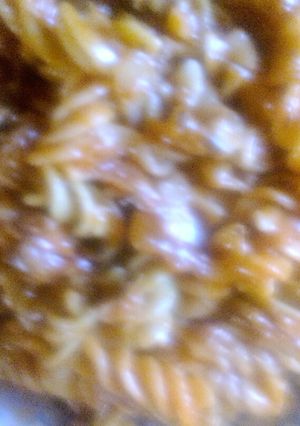 Foto principal de Espirales de colores con champiñones, carne picada y atún