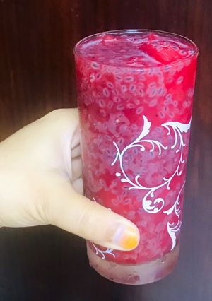 A picture of Watermelon cooler drink.