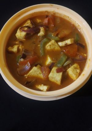 टोफू की सब्जी (Tofu ki sabzi recipe in Hindi) रेसिपी मुख्य फोटो