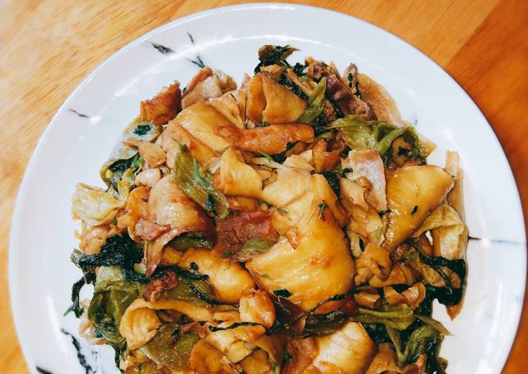 炒麵腸鹹菜豬五花