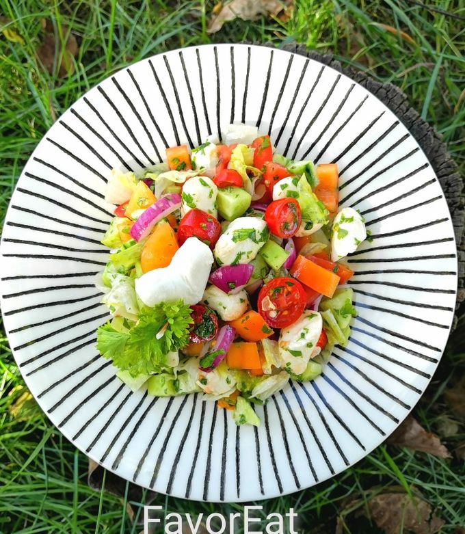 Mozzarella saláta 🥗 recept fotója