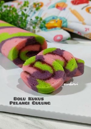 Foto resep Bolu Kukus Pelangi Gulung (takaran sendok)