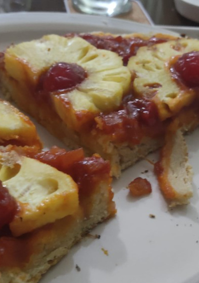 Una foto de Pizza vegana de ananá con polvo de hornear