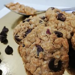 Oats and Chocolate chip Cookies...😄 A picture of Oats and Chocolate chip Cookies...😄.