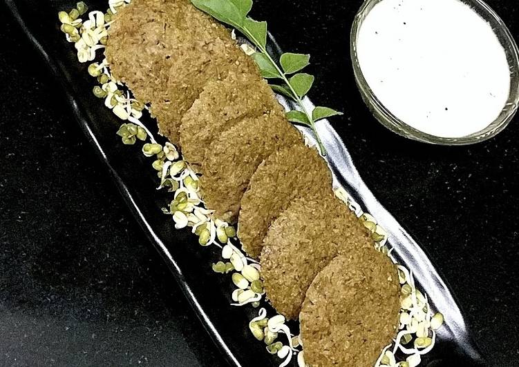 Recipe: At Home Sprouted Moong Dal Idli