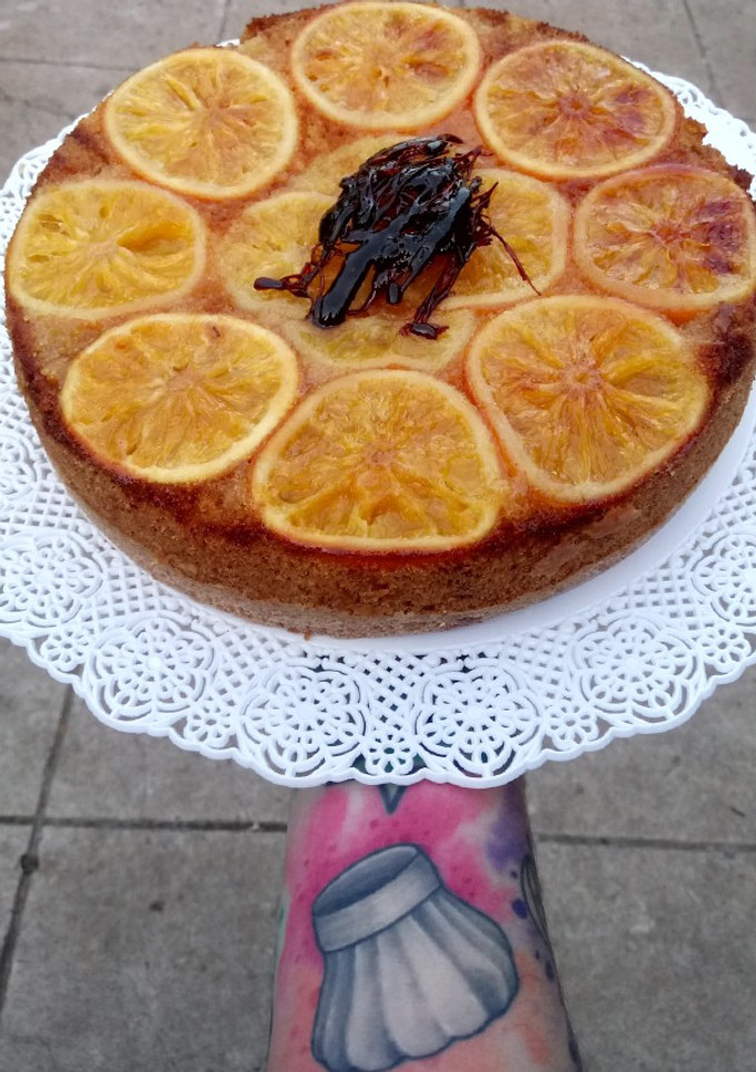 Una foto de Torta de Invertida de Naranjas