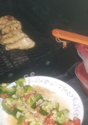 A picture of Bbq chicken kabobs (who needs the salt shaker?).