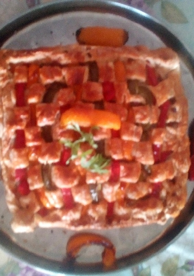 Una foto de Hojaldre relleno de carne picada