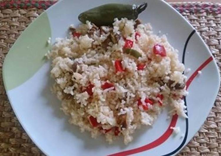 Arroz con mollejas, pimiento y chile jalapeño (Olla arrocera)