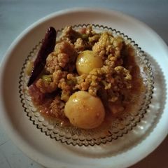 A picture of Cauliflower potato curry.