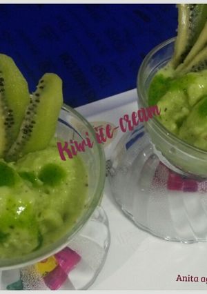 A picture of Kiwi ice cream.