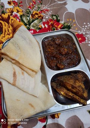 रवा डोसा (rava dosa recipe in marathi) रेसिपी चे मुख्य फोटो 