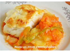 Foto principal de Bacalao con tomate y patatas panadera