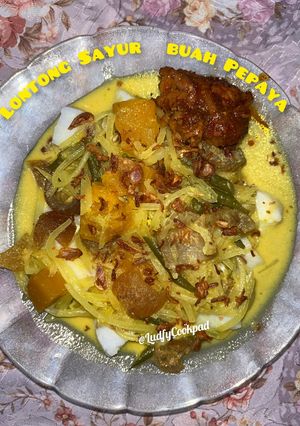 Foto resep Lontong Sayur Buah Pepaya