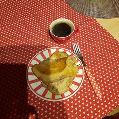 A picture of Old fashioned Antwerp Breakfast: not for the fained harted.