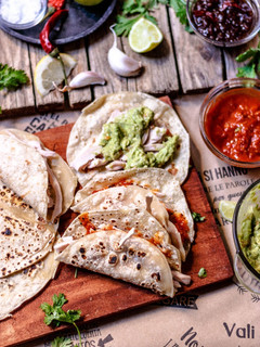 Una foto de Tacos de pollo mexicanos