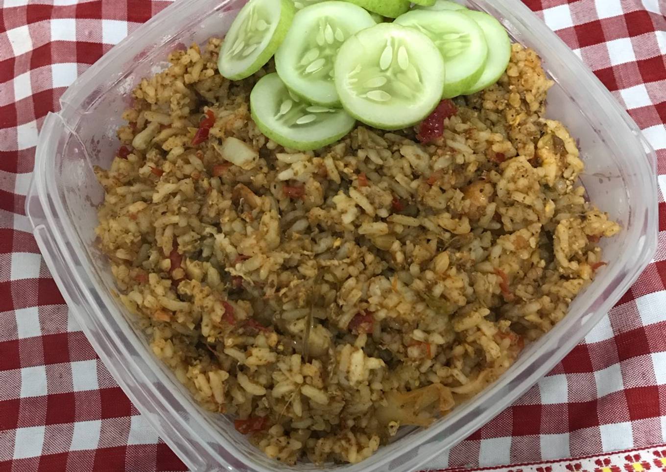 Nasi goreng rendang udang
