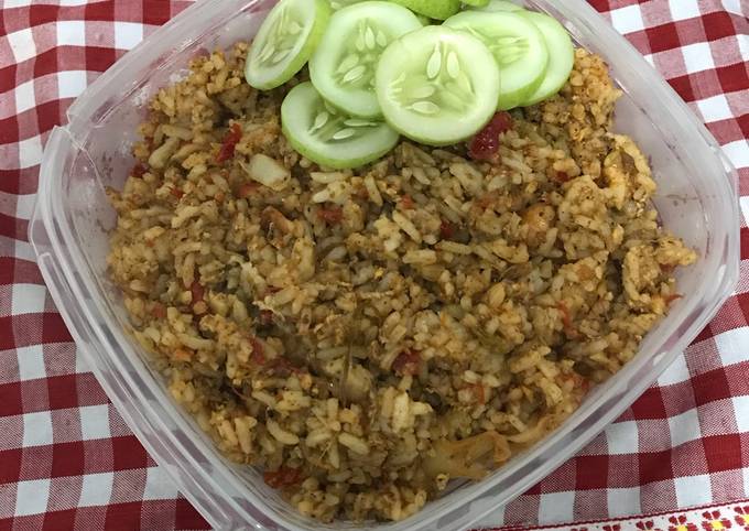 Nasi goreng rendang udang