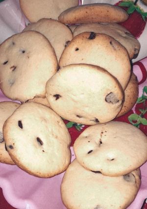 Una foto de Galletas caseras c/chispas de chocolate