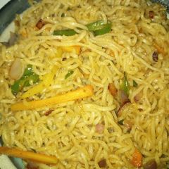 A picture of Stir Fried Noodles.