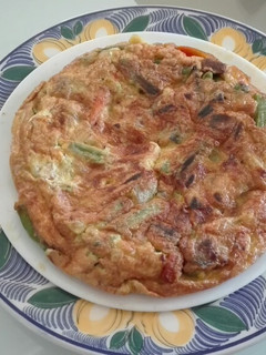 Una foto de Tortilla de verduras