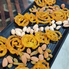 A picture of Instant jalebi.