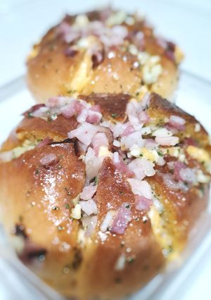 Foto resep Korean Garlic Cheese Bread versi Asin Gurih
