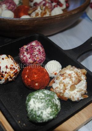 A picture of My yogurt balls.