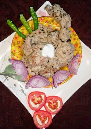 সফেদ শাহী মুর্গ রেসিপির প্রধান ছবি