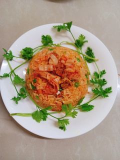 Hình của món Cơm rang kim chi.