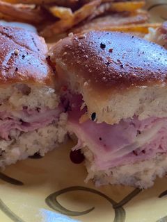 A picture of Hawaiian Ham and Cheese Sliders.