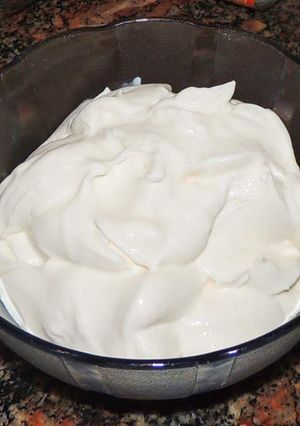 Una foto de Yogur tipo griego (cremoso)