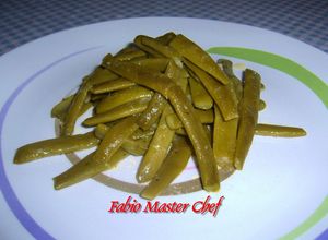 Foto di Taccole in Padella con Olio,Aglio e Finocchietto Secco Selvatico