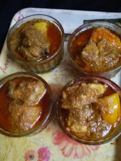 চিকেন কষা (chicken kosha recipe in Bengali) রেসিপির প্রধান ছবি