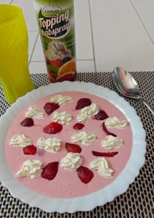 Eperkrémleves - turmixos recept fotója