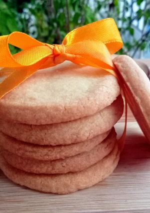 A picture of Shortbread cookies.