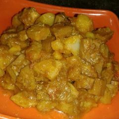 A picture of Jackfruit Potatoes stir fry.