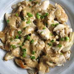 A picture of Oyster Mushrooms & Chicken with Creamy Sesame Sauce.