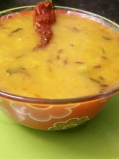 मूंग दाल तड़का (moong dal tadka recipe in Hindi) रेसिपी मुख्य फोटो