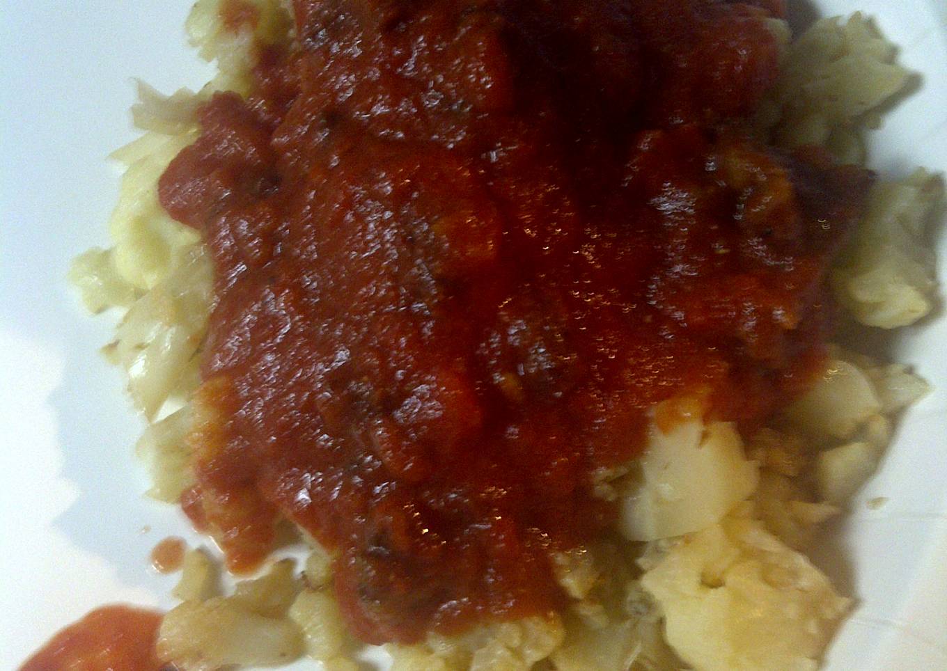 Dry fried cauliflower with Amatriciana sauce