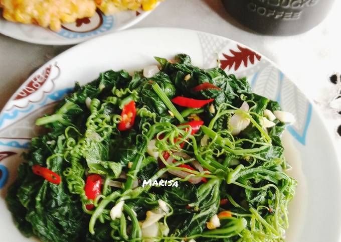 Resep Tumis Daun Pucuk Labu Oleh Marisa Nirmolo Cookpad