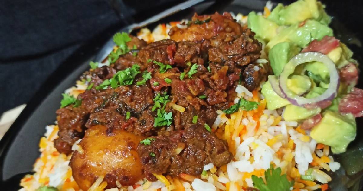 Foodie Finds in Mombasa - A blog that explores the diverse cuisine  available in Mombasa, including street food, traditional dishes, and fusion  cuisine. - Shanzu Beachfront